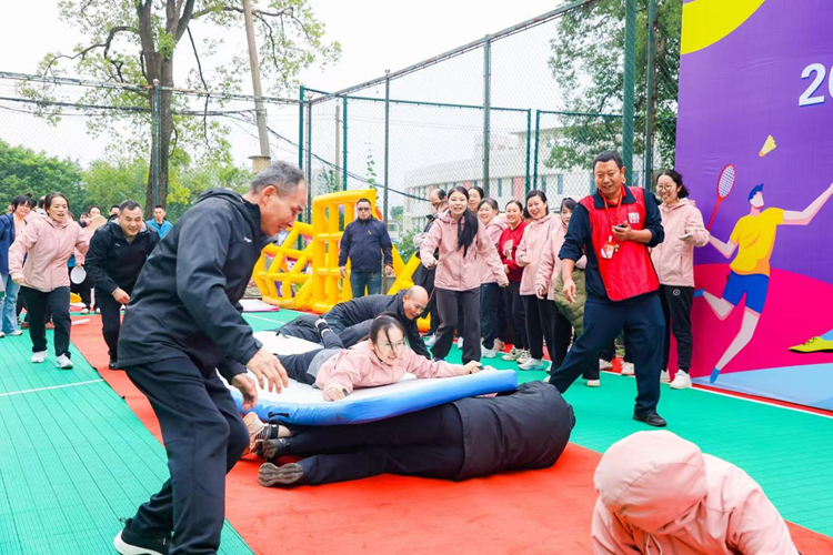 ȼȤ(dng)Lɳе(hu)Ժ2025Ȥζ\(yn)(dng)(hu)ȼ